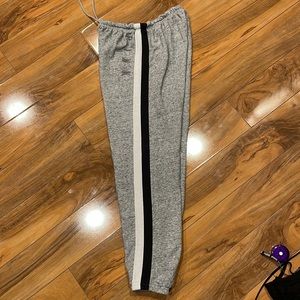 Size small Victoria’s Secret Pink sweatpants joggers